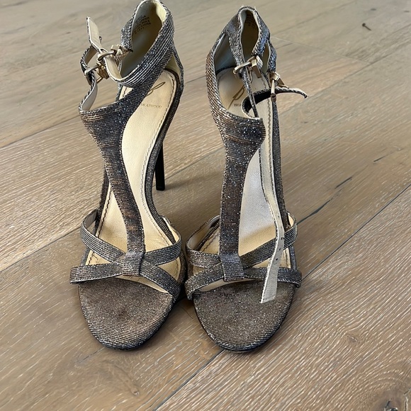 Brian Atwood silver/gold sandal - Picture 1 of 10
